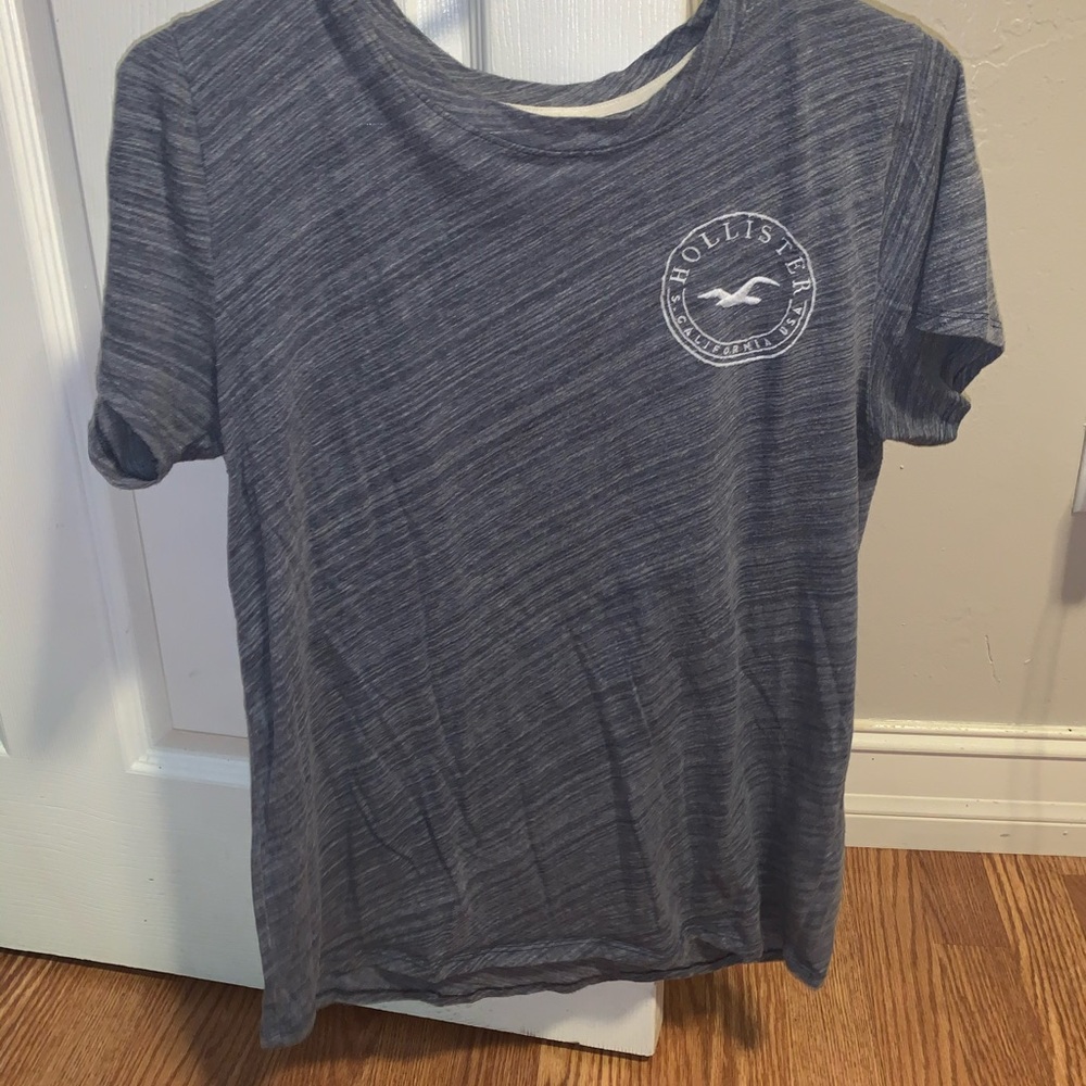 A blue short sleeve shirt